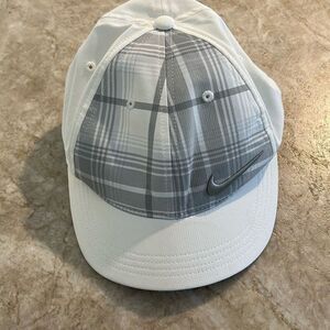 NIKE Gray & White Dr Fit Hat